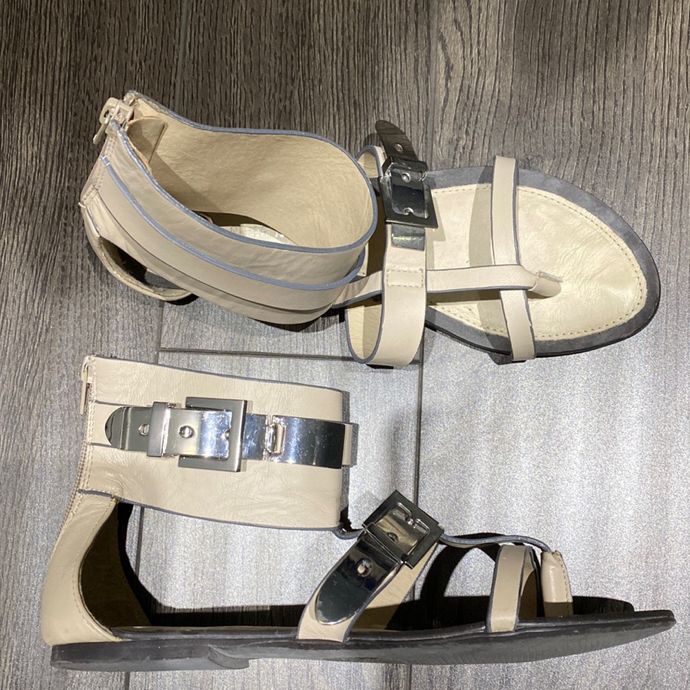 River Island Beige gladiators